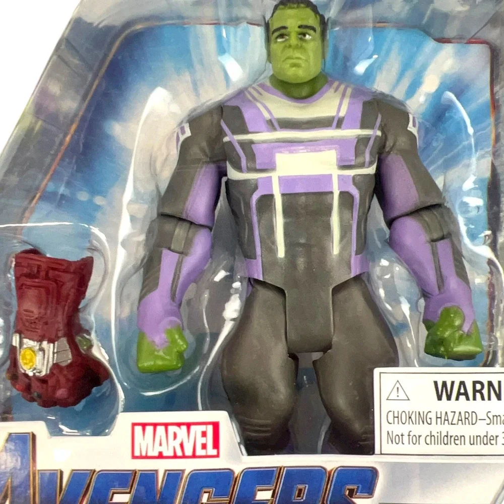 Marvel‎ Avengers Hulk Action Figure Toy with Infinity Gauntlet Accessory NIB